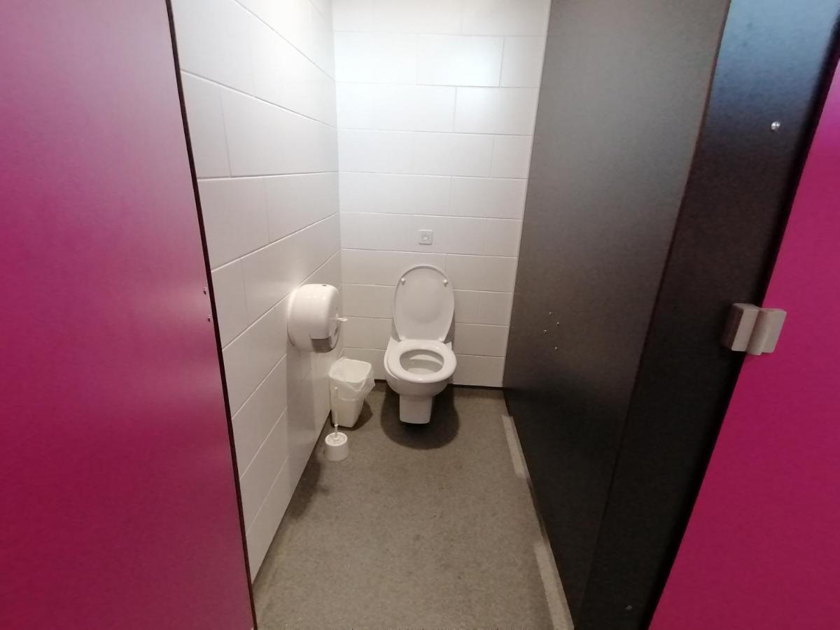 Sejour Insolite Sur Un Yacht. Bateau Hotel A Quai. La Rochelle  Exterior photo